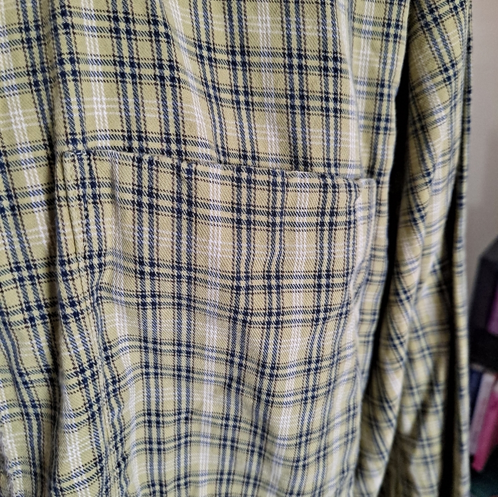 Flannels. 🌈 - Picture 4 of 7
